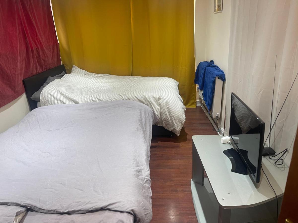 Relevant Bed & Breakfast Бексли Екстериор снимка